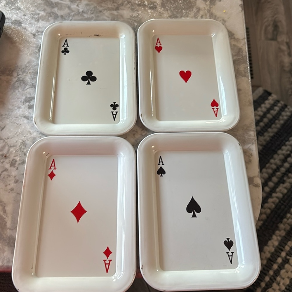 Small Aces Metal Tin Poker Snack Card Suit Trays 4x6